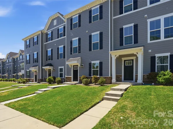 1311 Ashbury St, Charlotte, NC 28216