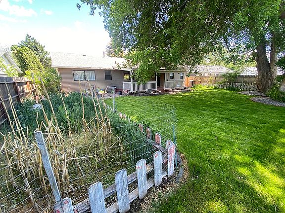 5th image of 1530 Stanger Dr