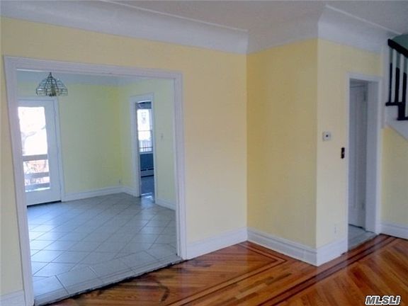 5th image of 315 E Pine St