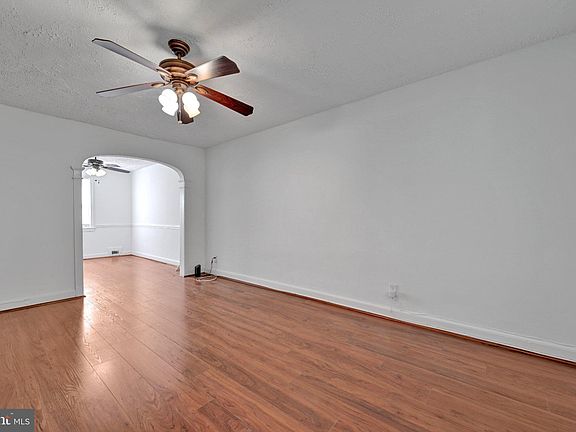 3rd image of 4607 N Capitol St NE