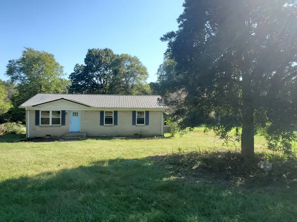 110 Edge Field Cir, Dickson, TN 37055