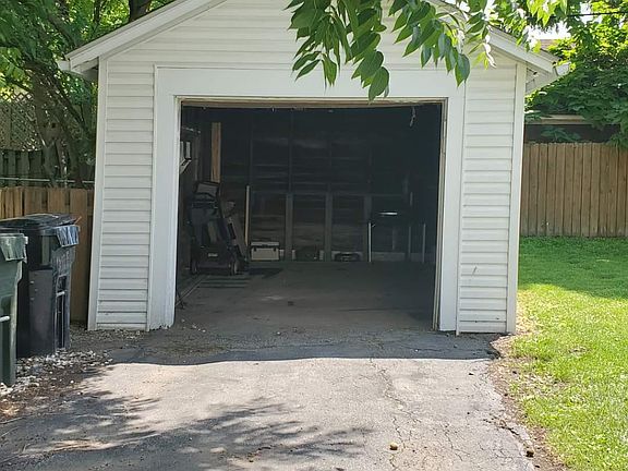 4th image of 339 Princeton Ave