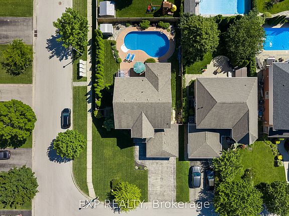 5th image of 57 Goodman Cres