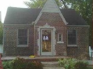 701 Highland St, Wyandotte, MI 48192