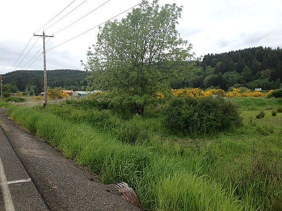 4th image of 757 Curtis Hill Rd