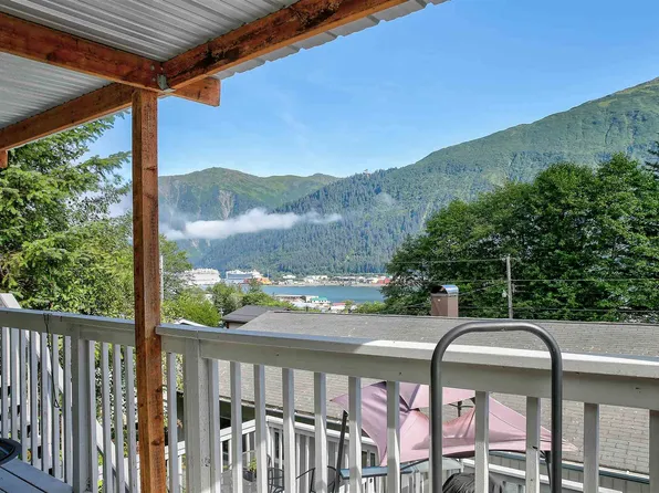 615 5th St, Douglas, AK 99824