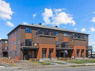 782 Campolina Way, Ottawa, ON K2S 0Y3