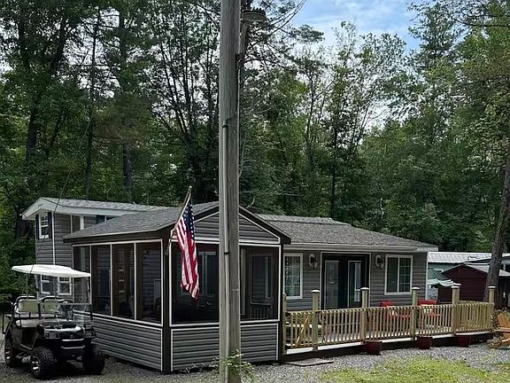 2nd image of 77 Brookside Road