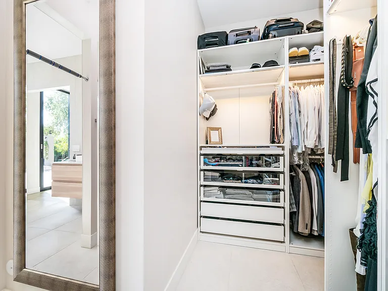 7417 E Paradise Dr — Photo 42