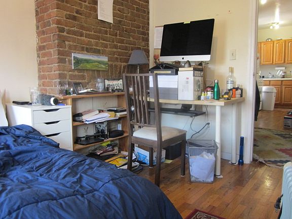 2nd image of 22 Scholes St #Ll2