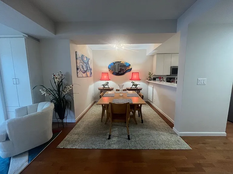 601 Van Ness Ave #309 — Photo 6