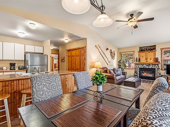 3rd image of 525 Alpine Pl #B3