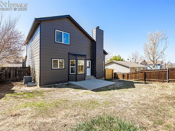 4th image of 2815 Richmond Dr