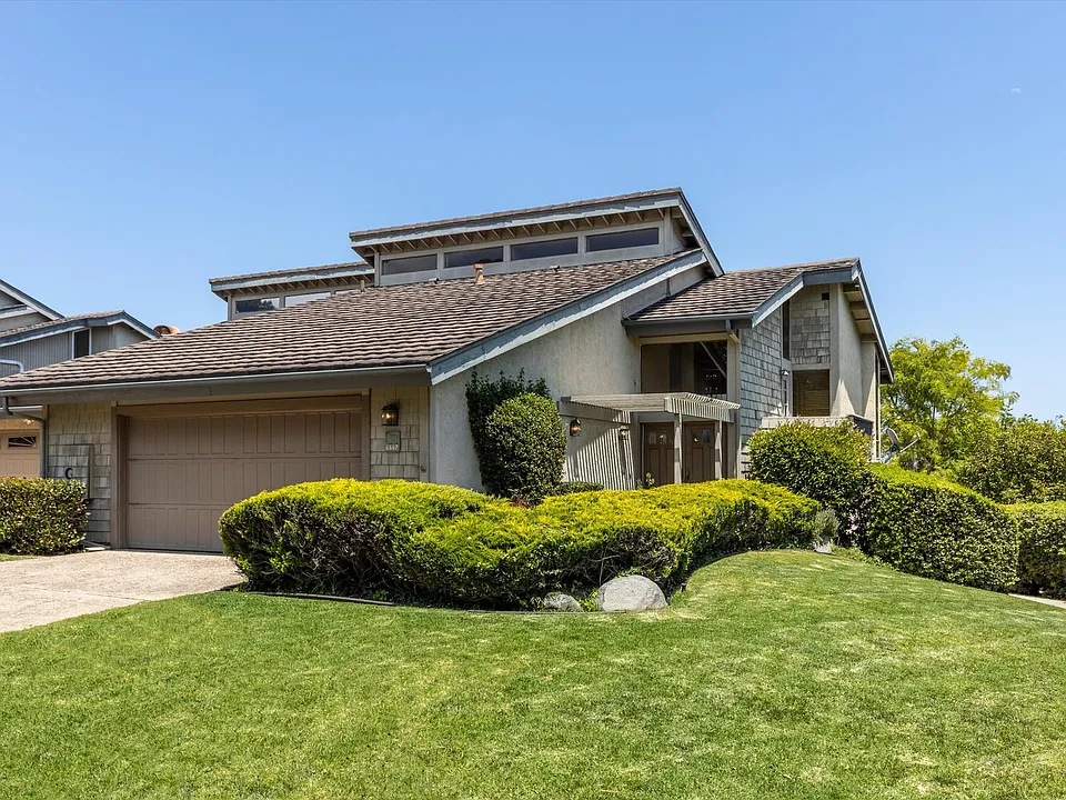 6667 La Jolla Scenic Dr S