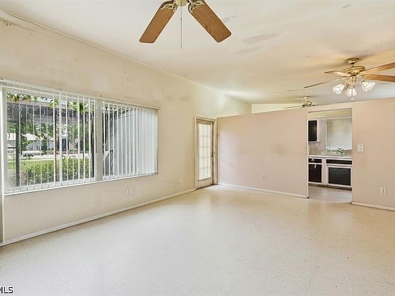 4th image of 2124 Sunrise Blvd