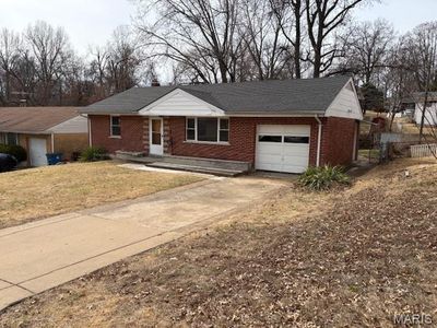 4723 N Hills Ln, Saint Louis, MO, 63121