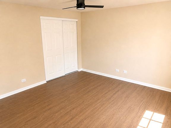 5th image of 76 Bright Oaks Cir