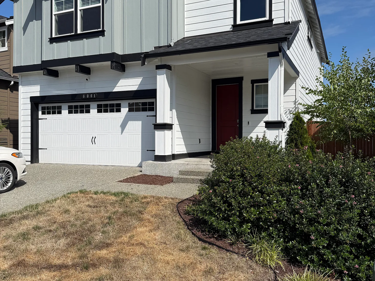 5 bed, 2.5 bath, 2379 sqft, $3,100 — Photo 1