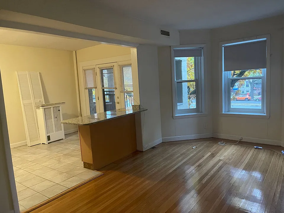 1141 Commonwealth Ave #A