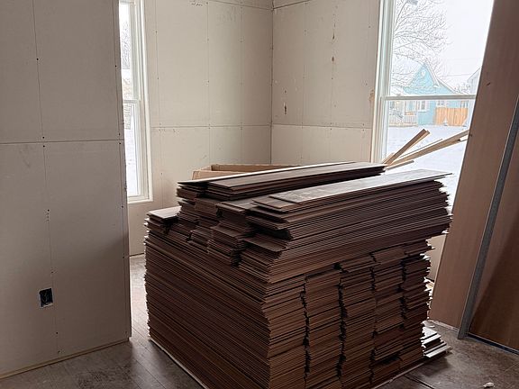 3rd image of 2115 S I St