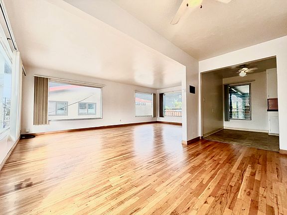 2nd image of 3728 Ingraham St Unit 12A