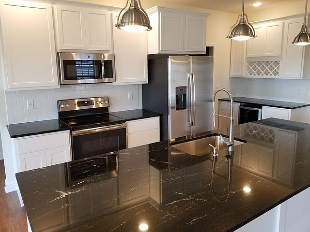 2nd image of 413 Doisy Ln