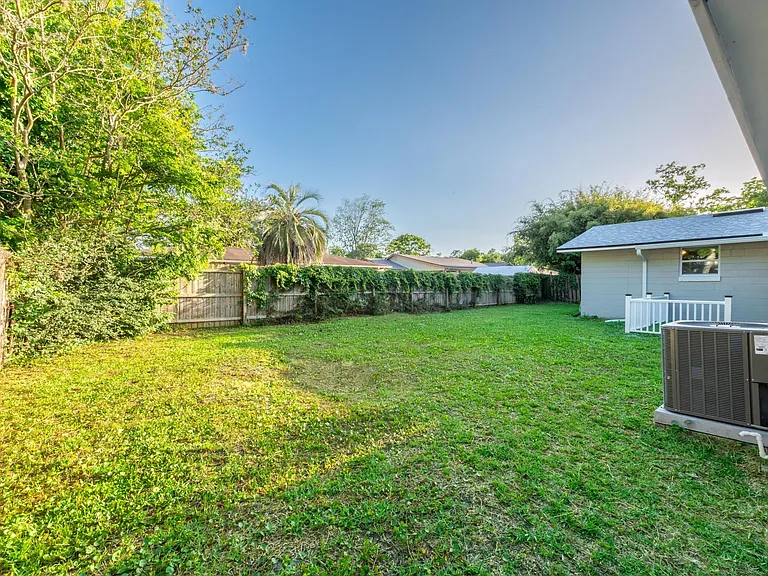 1532 Leestan Ct — Photo 44