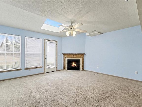 5th image of 8147 N Lawn Ave