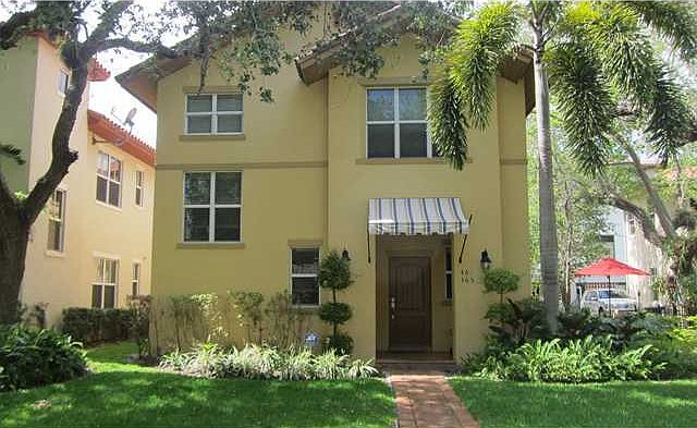 1st image of 467 Menendez Ave #6
