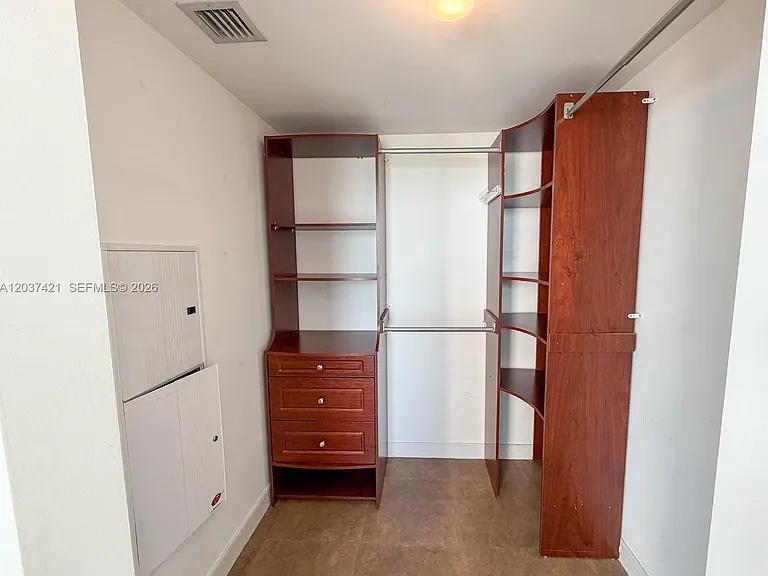 185 SW 7th St #2900 — Photo 21