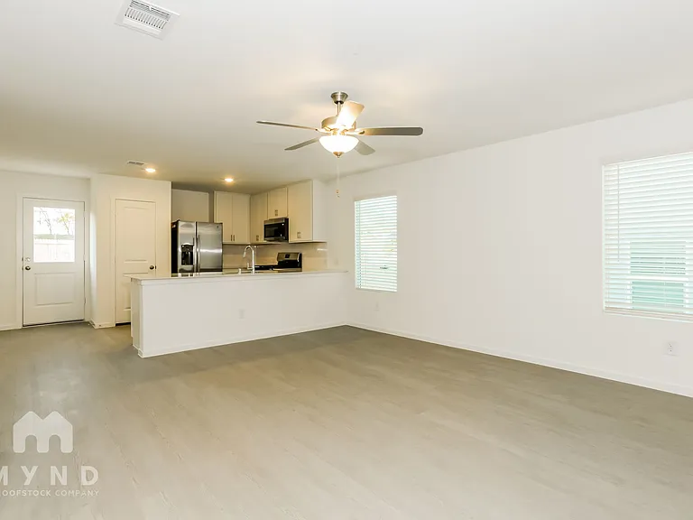 10124 Dalgreen Cir — Photo 8
