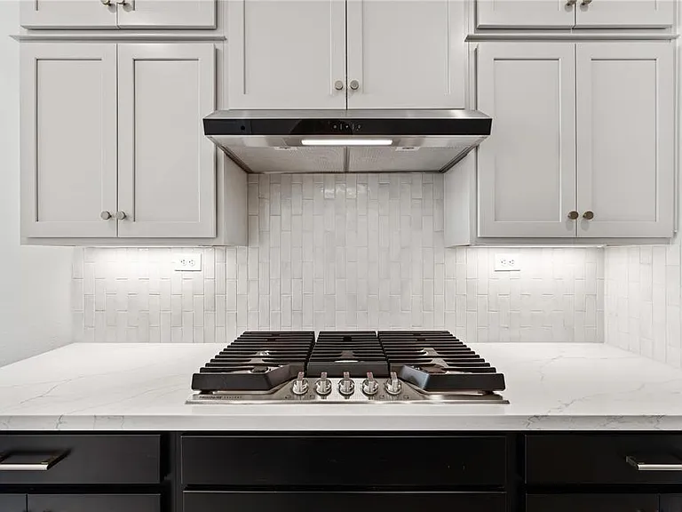 29751 Bur Creek Ln — Photo 10