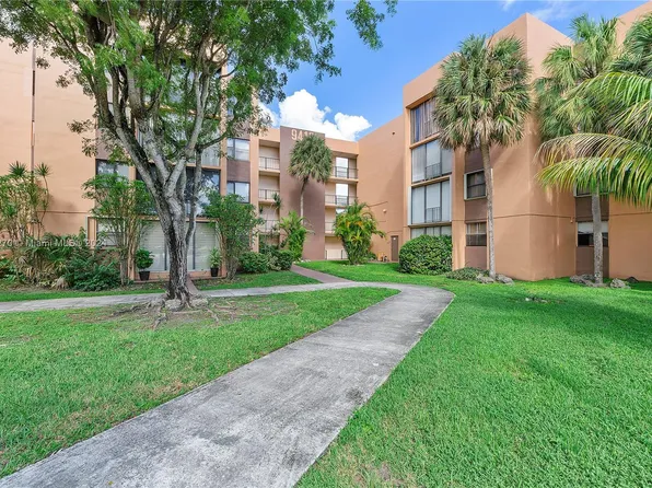 9410 W Flagler St APT 114, Miami, FL 33174