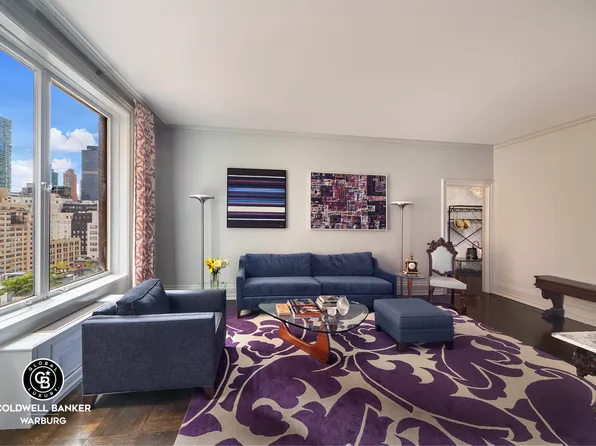 565 Park Avenue image 1 of 10