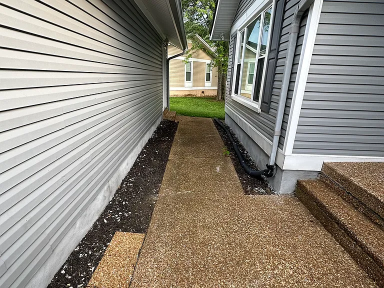 108 Pico Ct — Photo 31