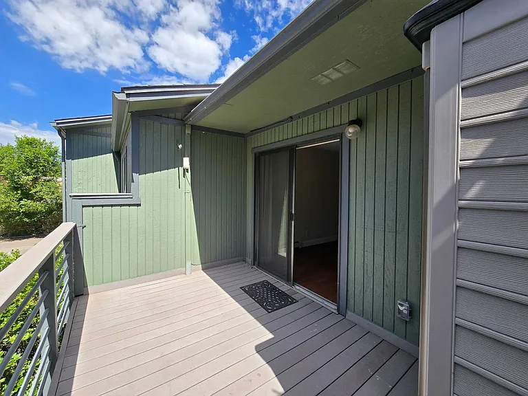 1300 Iris St #205 — Photo 11