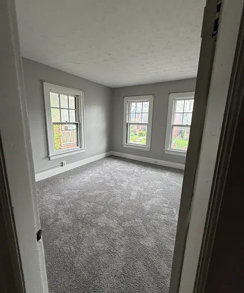 1427 Madison Ave — Photo 10