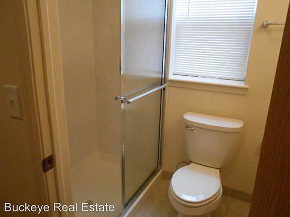 2nd image of 1513 N High St APT E