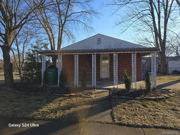 6806 Niagara St, Romulus, MI 48174