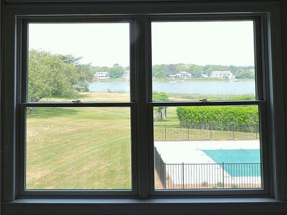 3rd image of 62 Seafield Ln