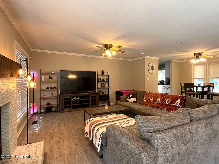 8879 Cliffdale Rd — Photo 8