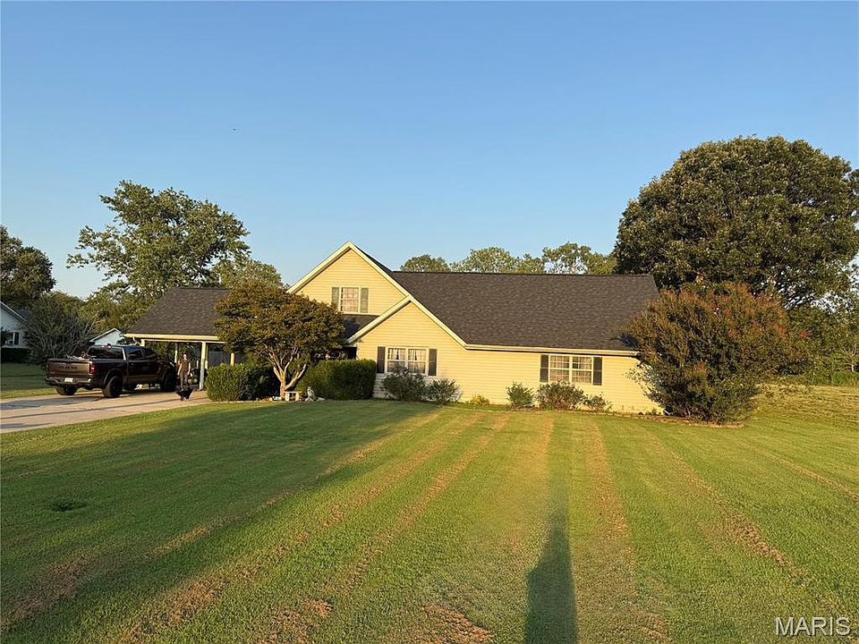 1st image of 202 Larue Ln
