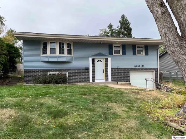 3015 S 137th St, Omaha, NE 68144