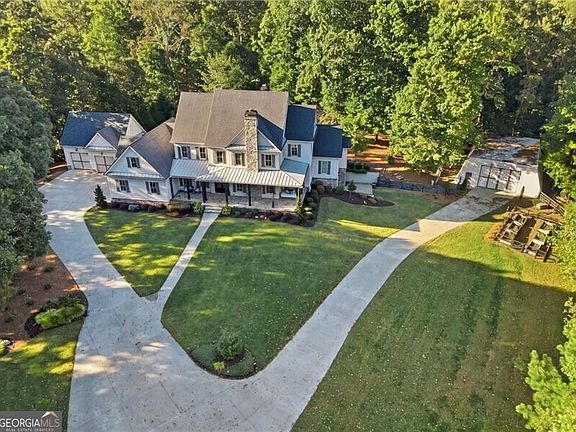 2nd image of 1745 Dinsmore Rd