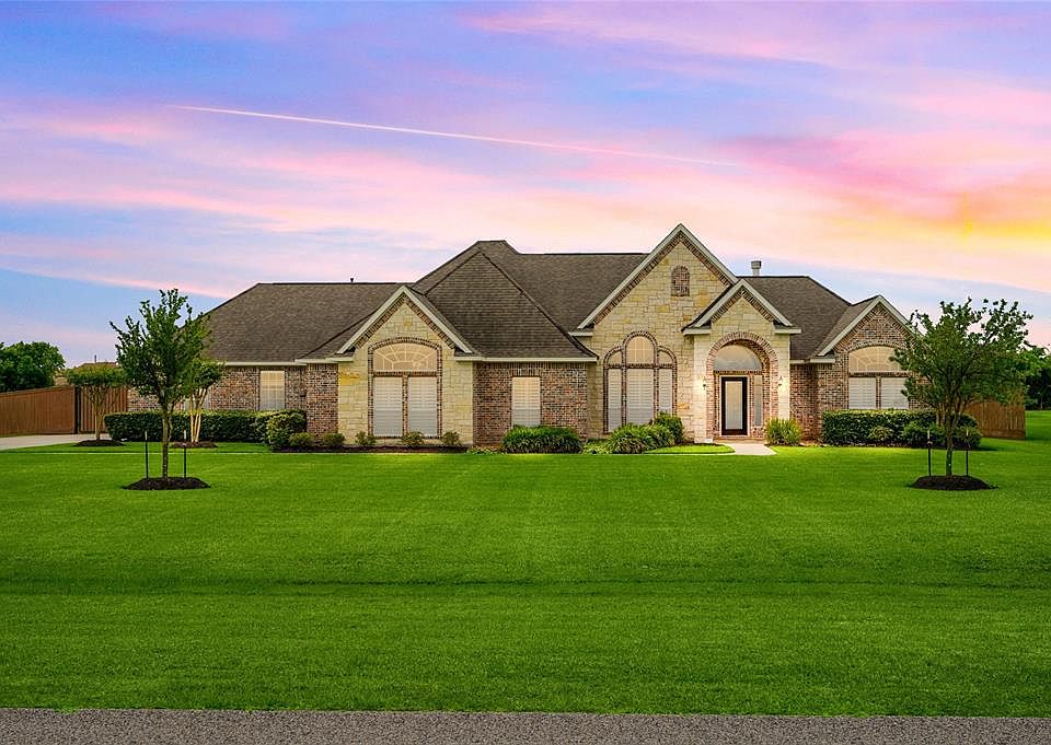 1st image of 4326 Landon Ln