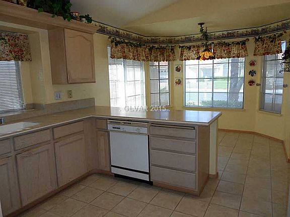2nd image of 8205 Arch Bay Ln