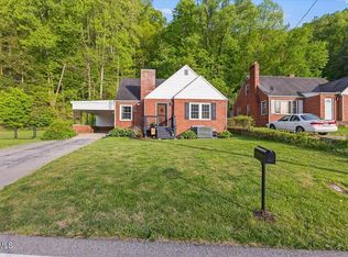 161 Hemlock Rd, Kingsport, TN 37663