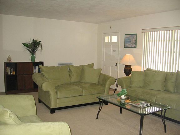 2nd image of 1255 Mulberry Ct