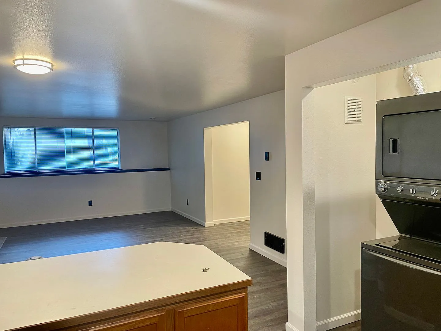 3221208 — Photo 1