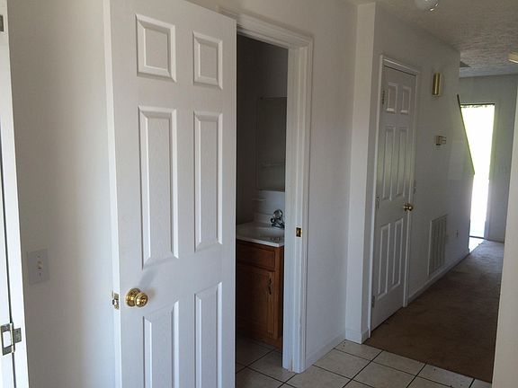 5th image of 252 Buckingham Ct NE